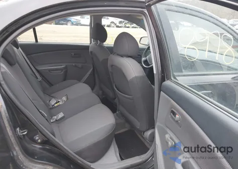 2006 Kia Rio Lx z USA, uszkodzony, nr VIN KNADE123866113133